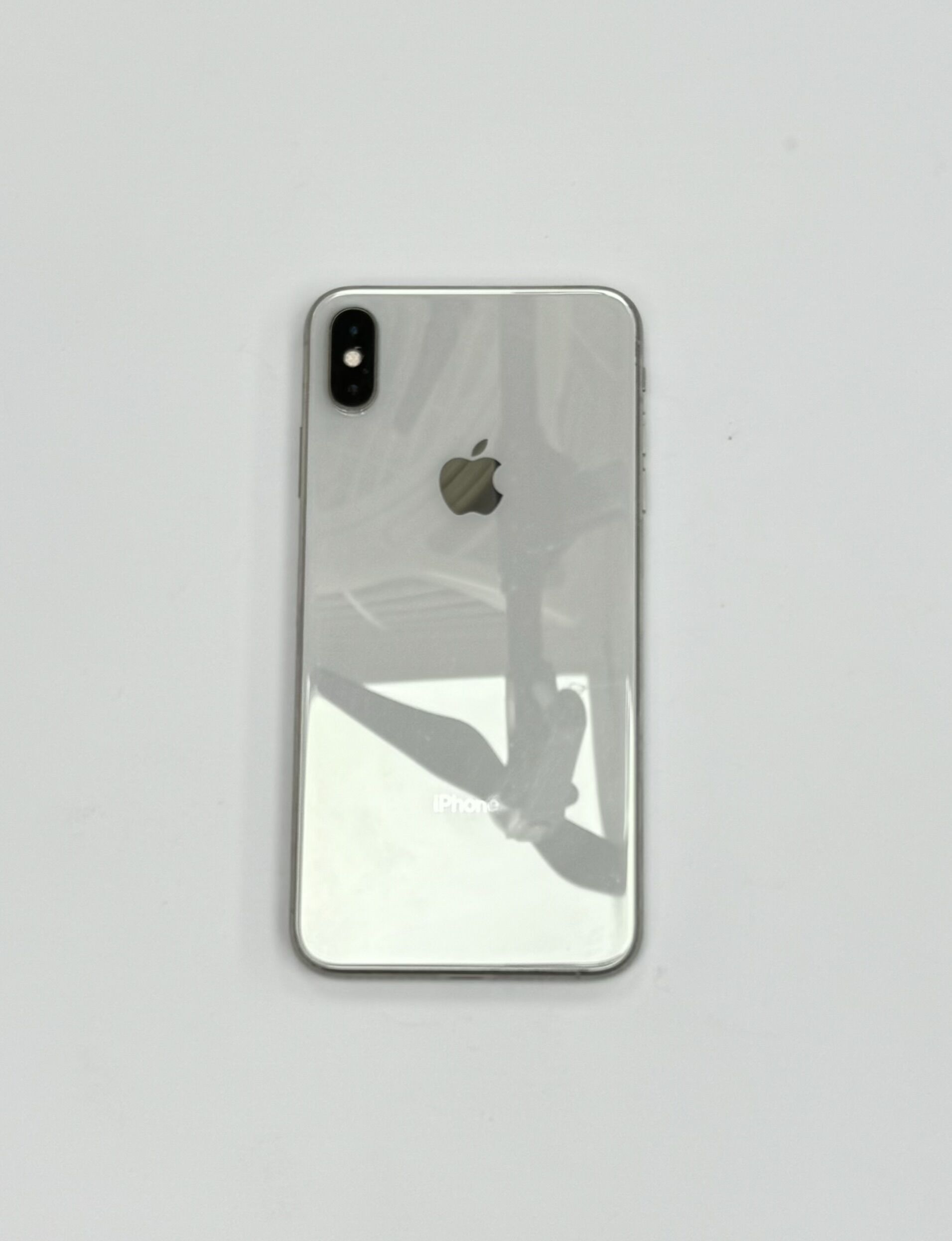 iPhone Xs Max Silver 256 GB au iPhone Xs Max シルバー 256GB iPhone